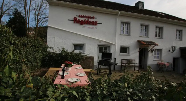 Holiday home Maxels Residenz, Foglalás Apartman Irrhausen 