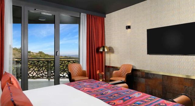 Двухместный номер Superior с балконом и с видом на горы Minaro Hotel Tokaj - MGallery Collection