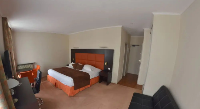 Двухместный номер Comfort с балконом Savoy Hôtel Evian