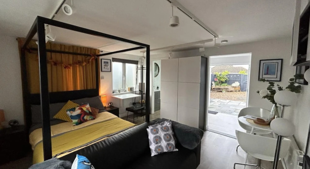 Stylish 1-bed Studio in Humberston, Cleethorpes, Забронировать Отель Отели Англии 3 звезды, 3*