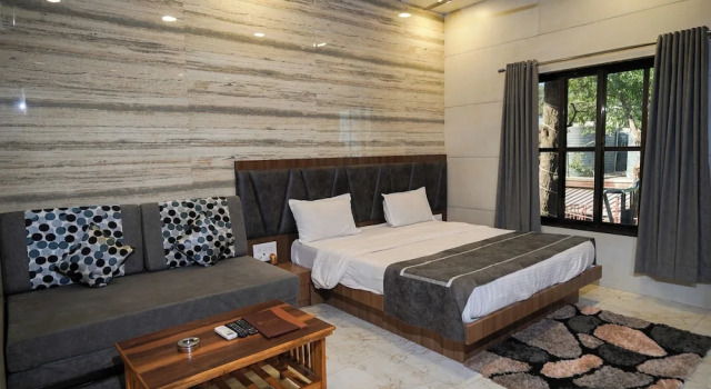 Номер Premium Hotel Kumar Plaza