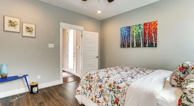 2 Mi to Dtwn: Modern Houston Home w/ Private Patio, Забронировать Дом для отпуска Хьюстон Texas Gulf Coast, рядом с Saint Arnold Brewery