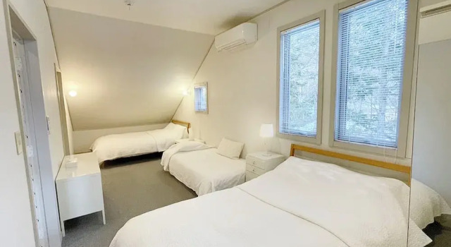 Коттедж Luxury с 4 комнатами с видом на сад GARDEN SHED Lake Yamanaka