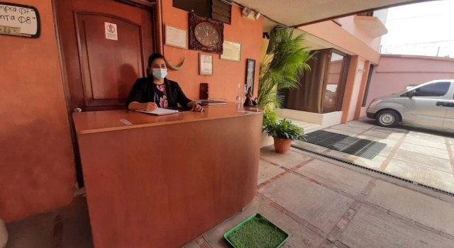 HOTEL IXBALANQUE, Book Hotel Hoteller i Guatemala med parkering, Parkering