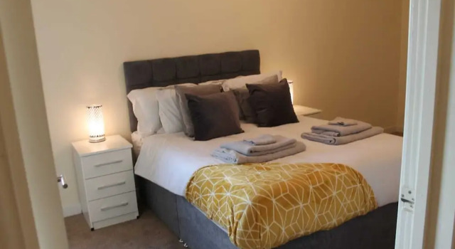 Remarkable 2-bed Apartment in Reading, Varaa Huoneisto Asunnot kohteessa Merseyside, Huoneisto