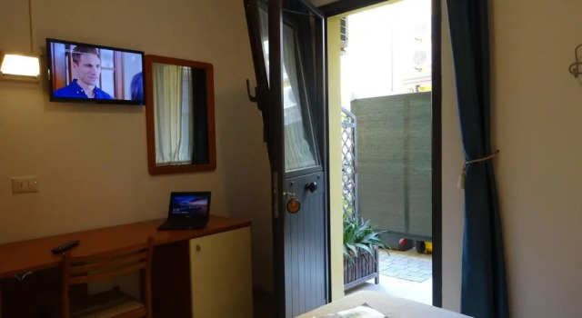 Run of House Hotel Sole E Mare