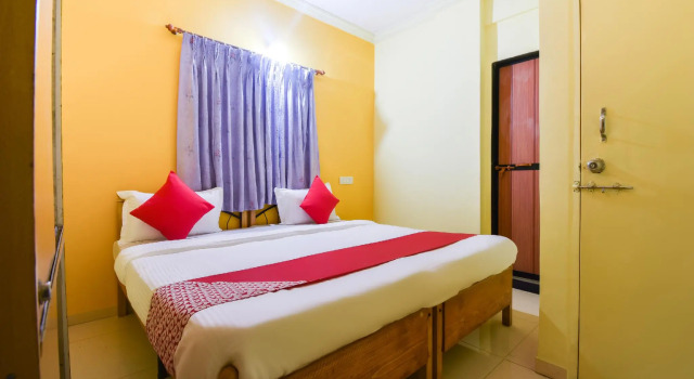 OYO 44387 Star Guest House, Забронировать Гостевой дом Гостевые дома Насик, Гостевой дом