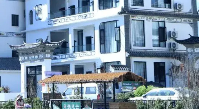 Dali Haixin Sunrise Sea View Beauty Stay (Erhai Caicun Branch), Prenota Hotel Hotel a Dali con parcheggio, Parcheggio