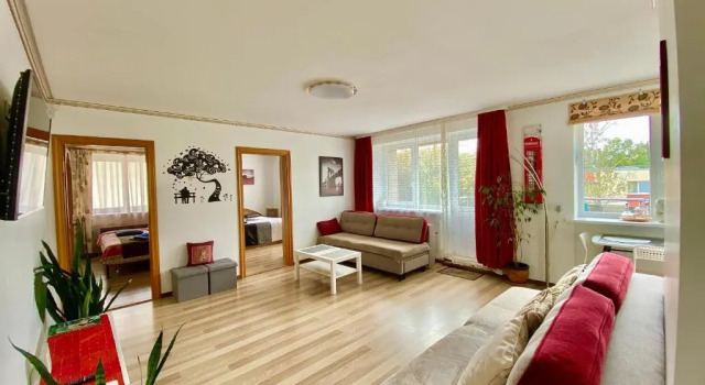 Апартаменты NeriesApartment No.2 Bedrooms Modern Suite In Centrum