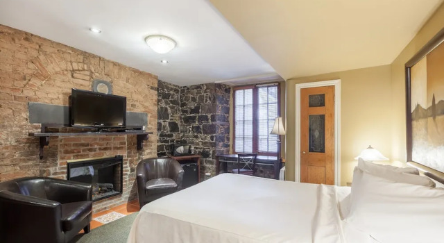 Полулюкс Hotel Acadia