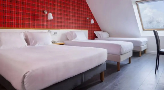 Четырёхместный номер Comfort Comfort Hotel Rosporden Concarneau
