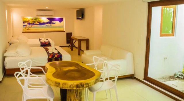 Четырёхместный люкс Hotel Azul Maya
