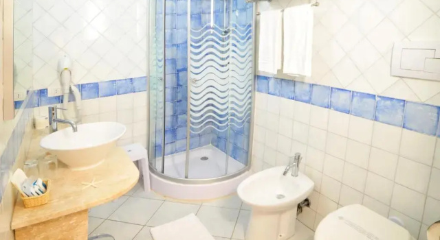 Четырёхместный номер Standard Hotel Stella Marina