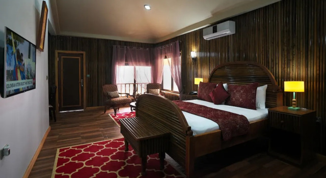 Номер Executive Maaha Beach Resort