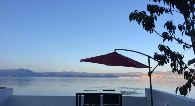 Erhai Guichu Sea View Inn, Prenota Hotel Dali Yunnan