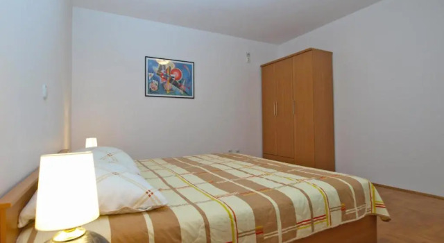 Apartment Alma 1600, Rezervovat Apartmán Hotely v Veli Vrh s parkováním, Parkování