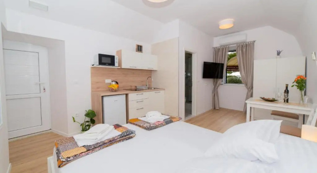 Studio apartment JELI, Забронировать Апартаменты/квартира Отели Цавтат с парковкой, рядом с Пляж Циста Лука 1, Парковка