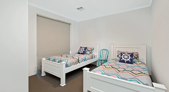 Into The Blue, Book Hotel Geographe Western Australia
