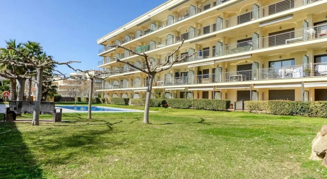 Apartment in Roses by the Beach With Pool, Забронировать Апартаменты/квартира Росас Cap de Creus Nature Reserve
