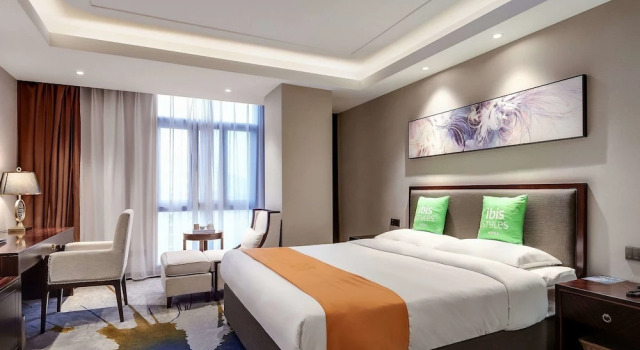 Двухместный номер Standard ibis Styles Nanjing Qilin Gate Hotel