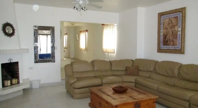 Playa Encanto Scenic Gem Ocean Front Home, Prenota Casa vacanze Hotel a Sonora con parcheggio, Parcheggio