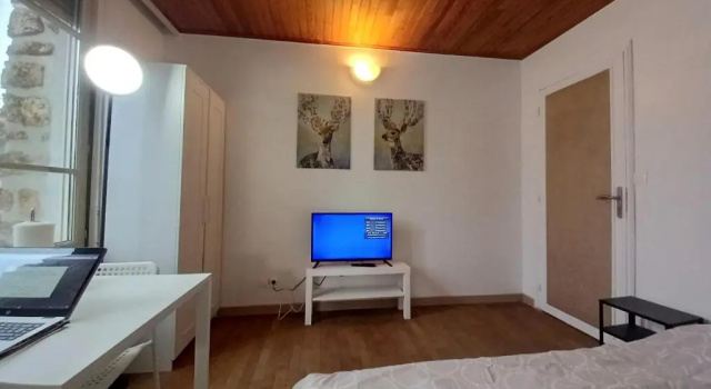 Апартаменты c 1 комнатой Rosny Sous Bois, appartements au centre ville