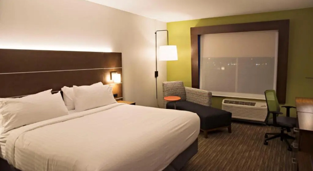 Двухместный номер Standard Holiday Inn Express & Suites Rantoul by IHG