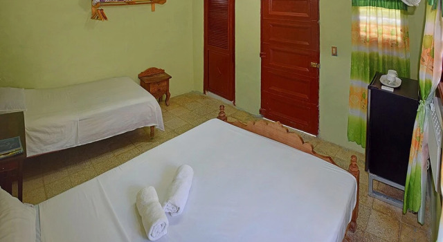 Hostal Casa Las Flores TRINIDAD, Rezervovat Hotel Hotely v Sancti Spiritus se snídaní, Snídaně