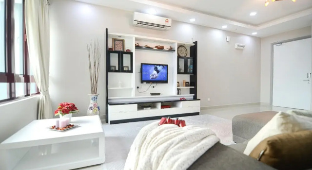 Rafflesia Condominium by Dahlia Homes, Забронировать Отель Куала-Лумпур Федеральная территория Куала-Лумпур, рядом с Озерный парк Титивангса