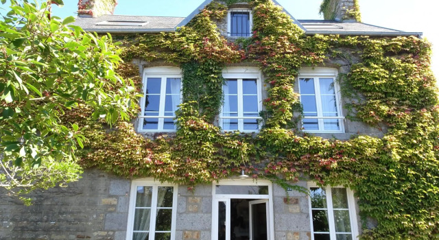 Norman Property With Pool, bay of Mont St. Michel, Забронировать Отель Драге-Ронтон 