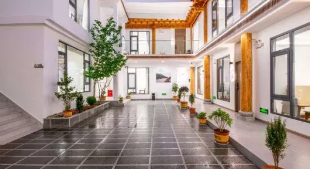 Sengu · Spirit | Light Moon, oxygen supply, Intelligent projection, Light Luxury, Beauty House, Buchen Sie Hotel Hotels in Yunnan mit Parkplatz, Parkplätze