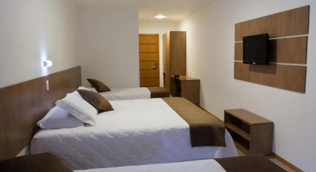 Четырёхместный номер Deluxe Al Mare Hotel