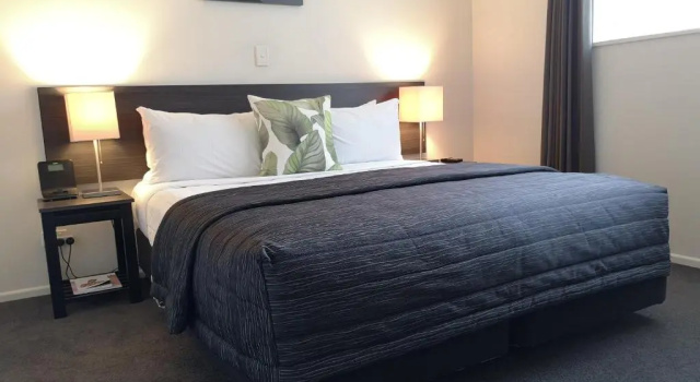 Апартаменты с 2 комнатами Airport Palms Motel