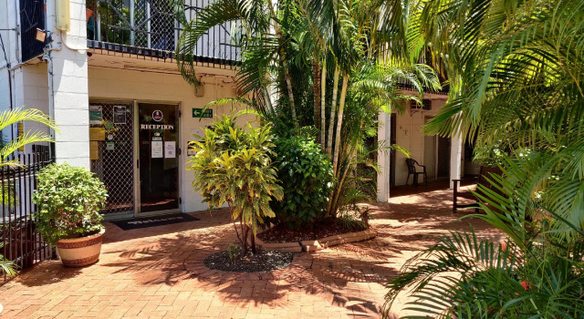 Coconut Grove Holiday Apartments, Buchen Sie Ferienwohnung Coconut Grove 
