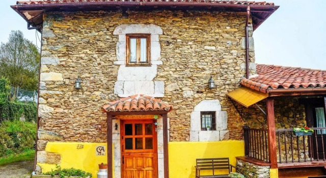 Asturxana, Reserva ahora Hotel Salas Asturias