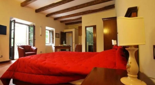 Antico Borgo La Commenda, Buchen Sie Ferienhaus Montefiascone 