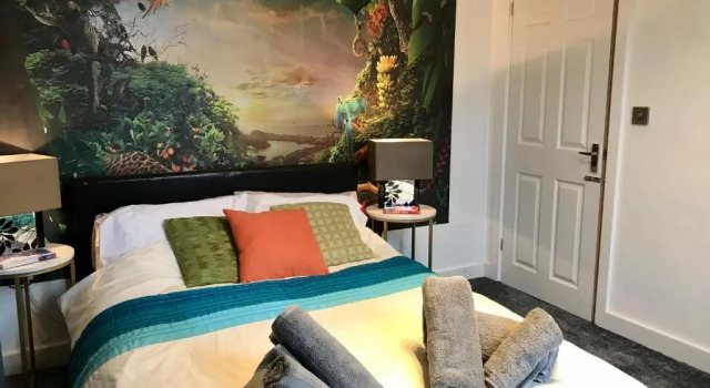 Stylish 3 Bedroom House Only 5 Mins From M6/m58, Varaa Huoneisto Asunnot kohteessa Merseyside, Huoneisto