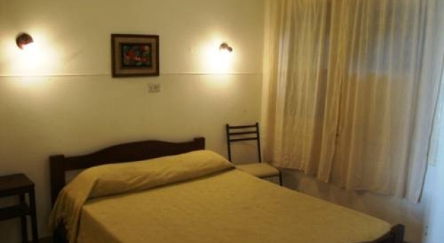 Cordoba Hostel, Забронировать Хостел Нуэва-Кордова Кордова, рядом с Национальный университет Кордовы
