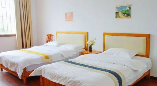 Mingge Hotel