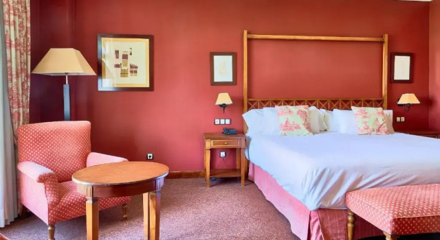 Полулюкс Deluxe Hotel Sonsoles Ávila