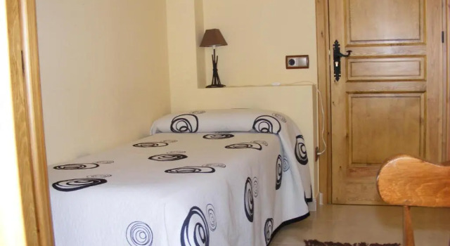 3 makuuhuonetta Huoneisto Apartaments l'Arrel