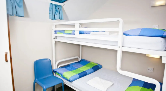 Snoozles Hostel, Забронировать Хостел Хостелы Голуэй, рядом с Lynch’s Castle, Хостел
