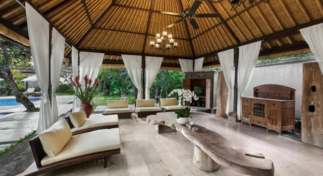 Двухместный номер Superior с видом на бассейн Villa Pantai Karang