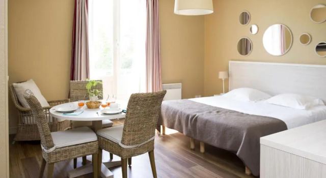 Двухместная студия Résidence de Tourisme Vacances Bleues Villa Regina