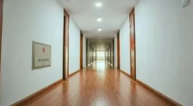 Yangzhou Sanlixiang Hotel, Buchen Sie Hotel Yangzhou 