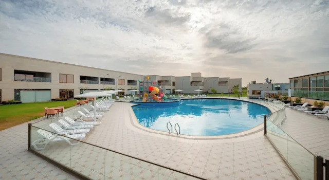 Ym Resort