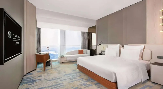 Двухместный номер Premium Deluxe Skyline View Pullman Shenzhen North