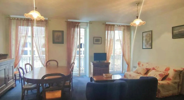 Appartement Cauterets, 4 pièces, 8 personnes - FR-1-234-165