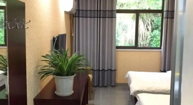 Tuanyou Guest House, Book Pension Hoteller i Luan med parkering, Parkering