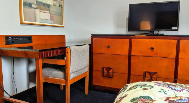 Standard Neljän hengen huone Executive Inn Thomson